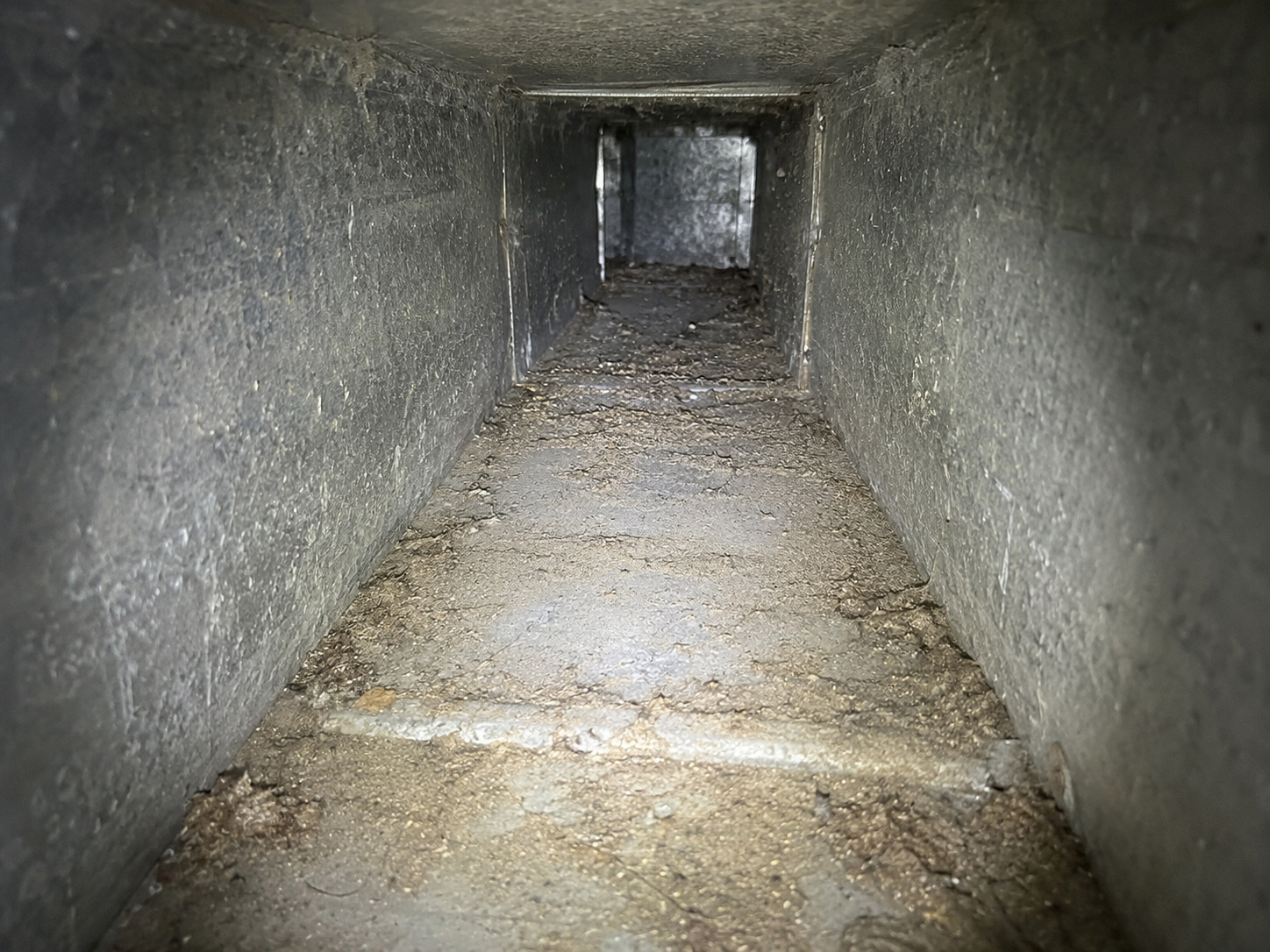 Air duct interior before cleaning